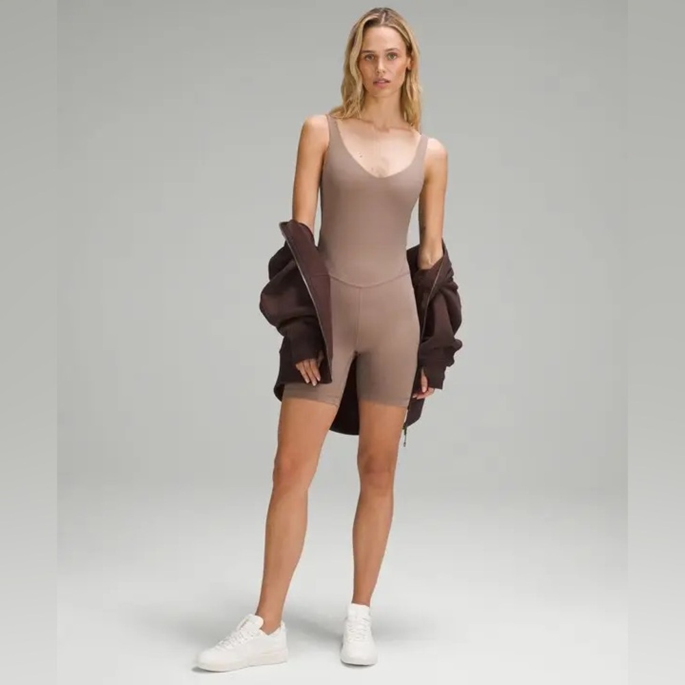 Lululemon Align Bodysuit 6"‎ - Taupetastic - size 6 NWT